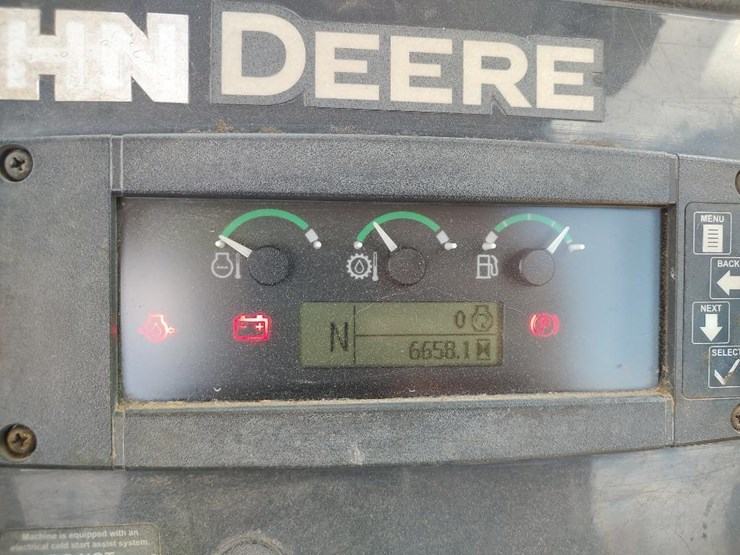 2016-deere-310sl-hl-image-38