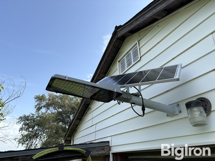 wywna-outdoor-solar-lighting-image-9