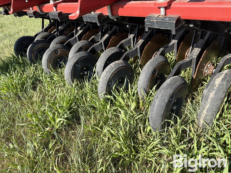 2008-krause-5200m-20-pro-system-minimum-till-precision-grain-drill-image-16