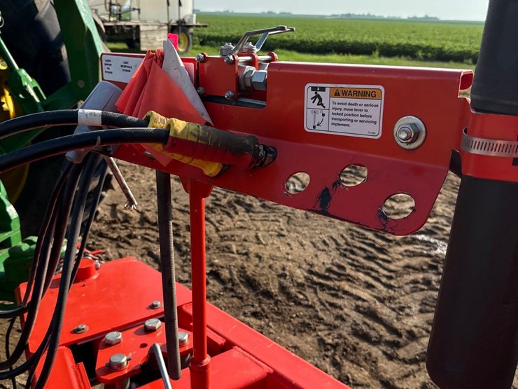 2013-kuhn-krause-5635-46ft-field-cultivator-image-60