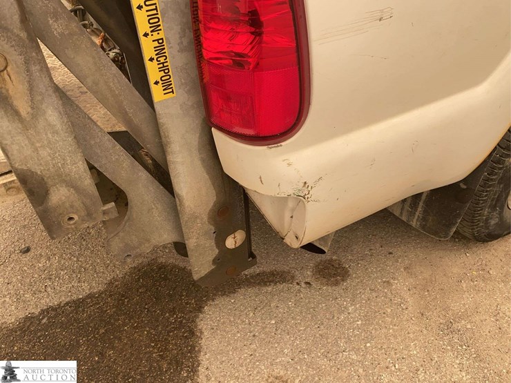 2015-ford-f350-image-24