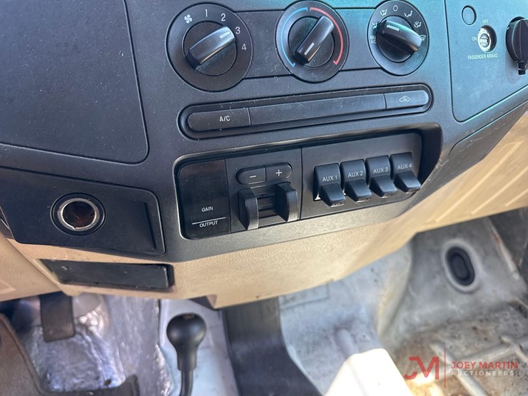 2008-ford-f350-xl-image-33