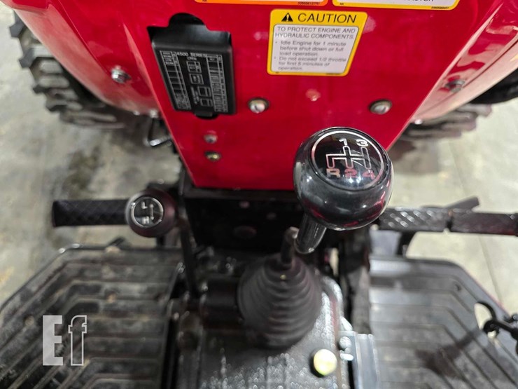 2026-mahindra-4540-image-18