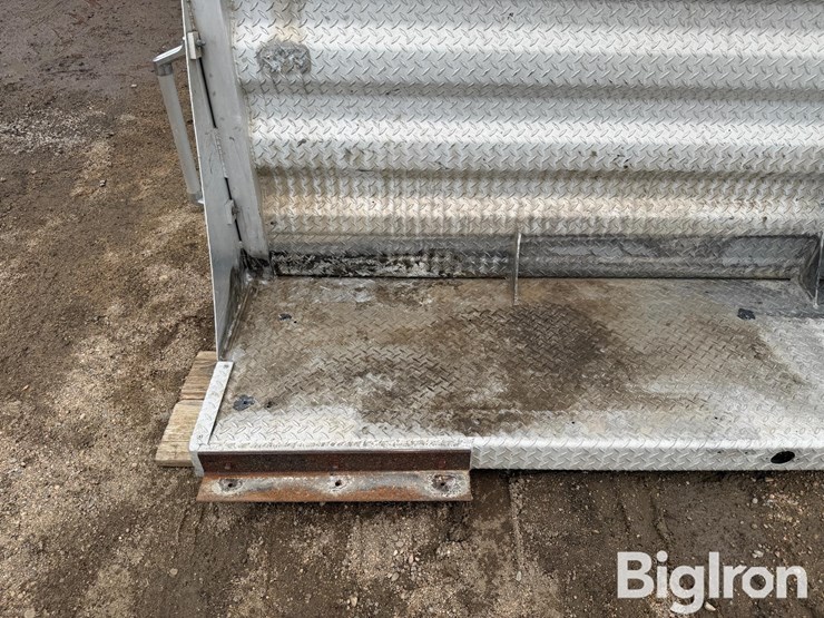 merritt-truck-headache-rack-image-12