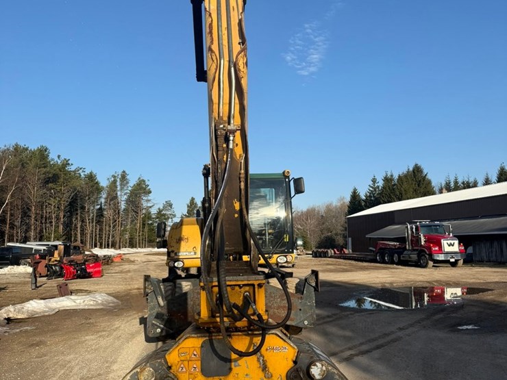 #1298-•-caterpillar-m318d-material-handler-image-8
