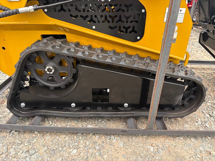 #5160-•-2026-agt-mx-crt23-mini-skid-steer-image-25