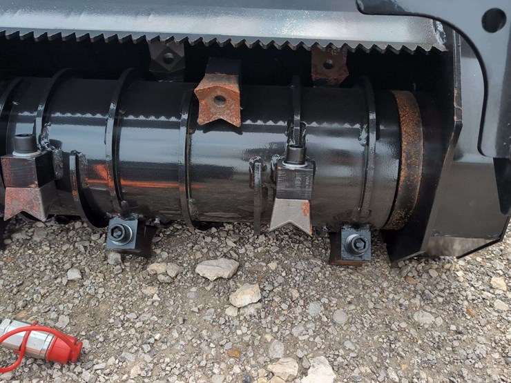 iranch-mini-skid-steer-drum-mulcher-image-2
