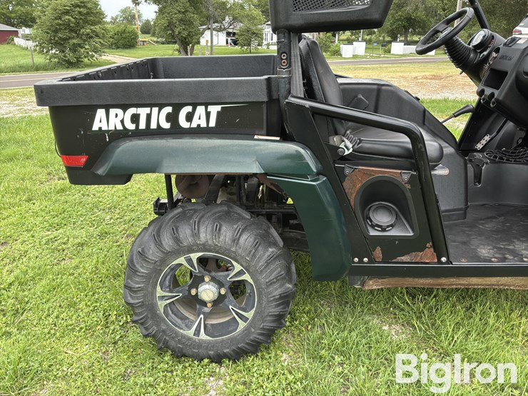 2013-arctic-cat-700-image-17