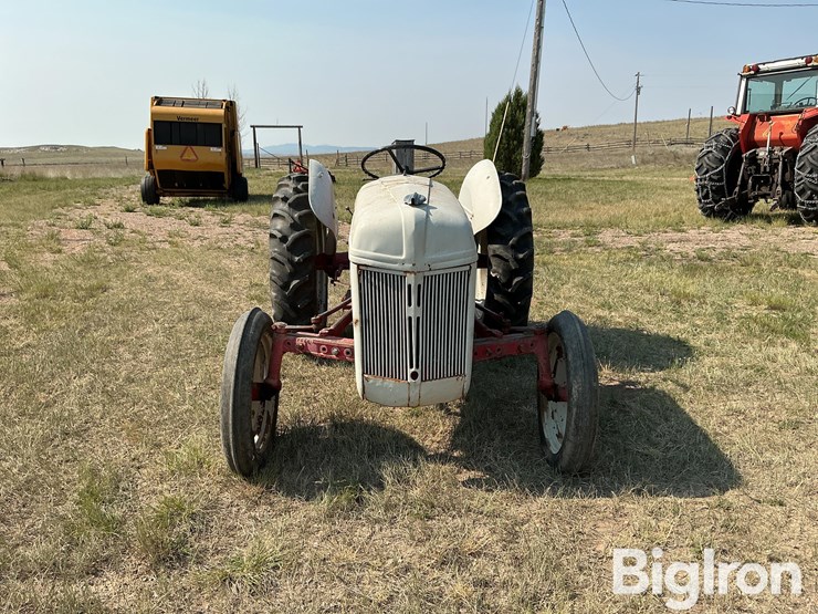 ford-8n-image-2
