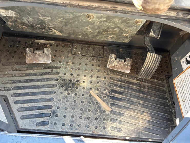 2019-takeuchi-tl10v2-image-55