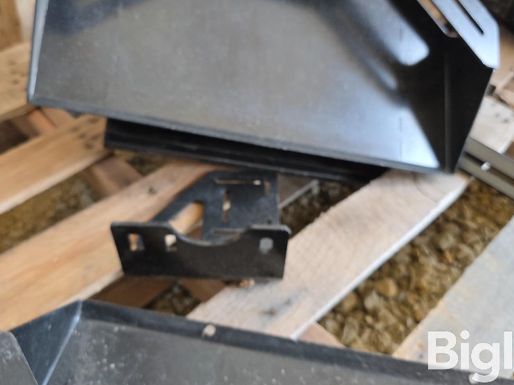 tractor-cab-corner-cubby-image-12