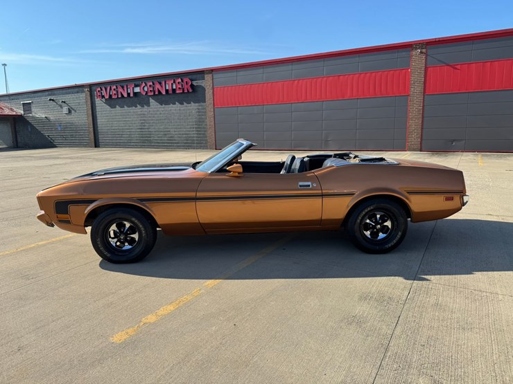 #1871-•-1973-ford-mustang-convertible-image-2