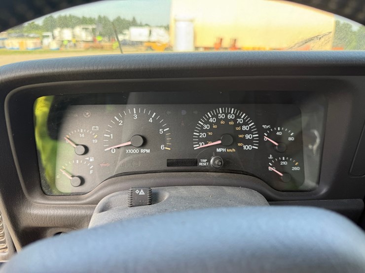 2001-jeep-cherokee-image-34