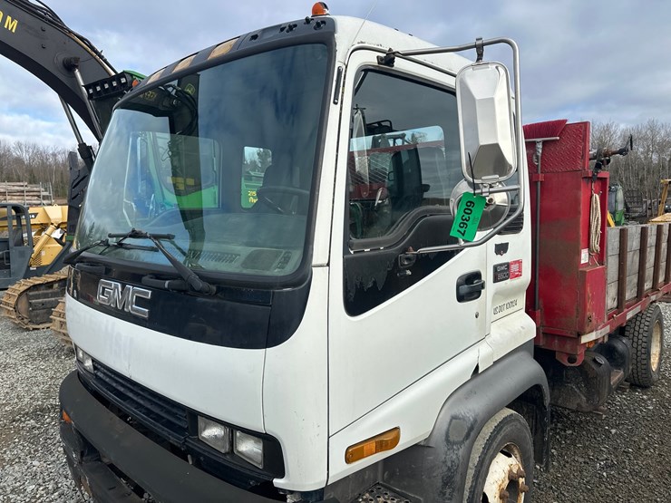 2000-gmc-t6500-image-9