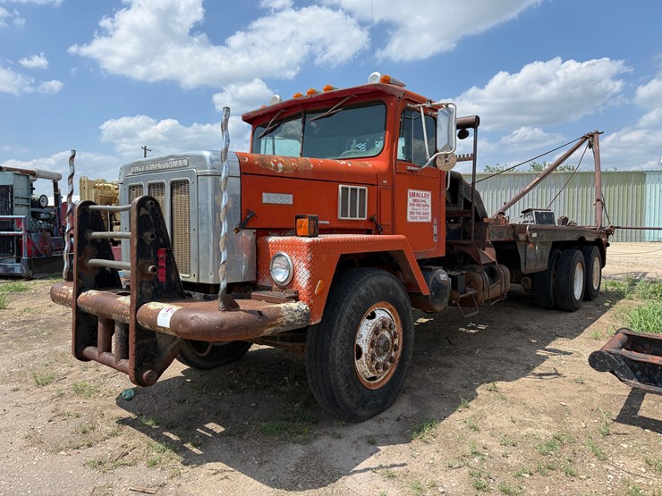 1981-international-5000-image-1