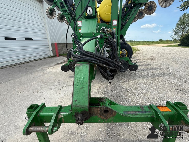 2014-john-deere-1790-ccs-image-10