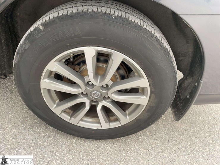 2014-nissan-pathfinder-image-24