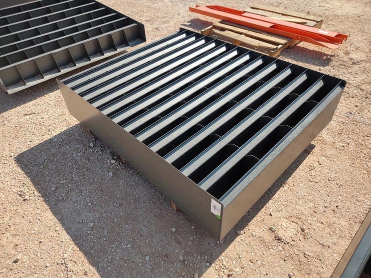(76-bin)-metal-bolt-bin-image-1