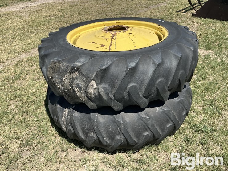 john-deere-16-image-2