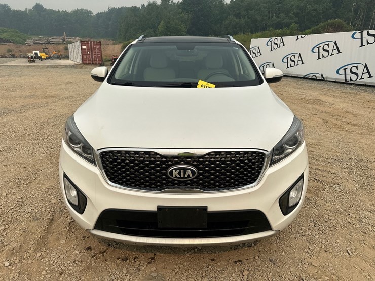 2016-kia-sorento-sx-image-8