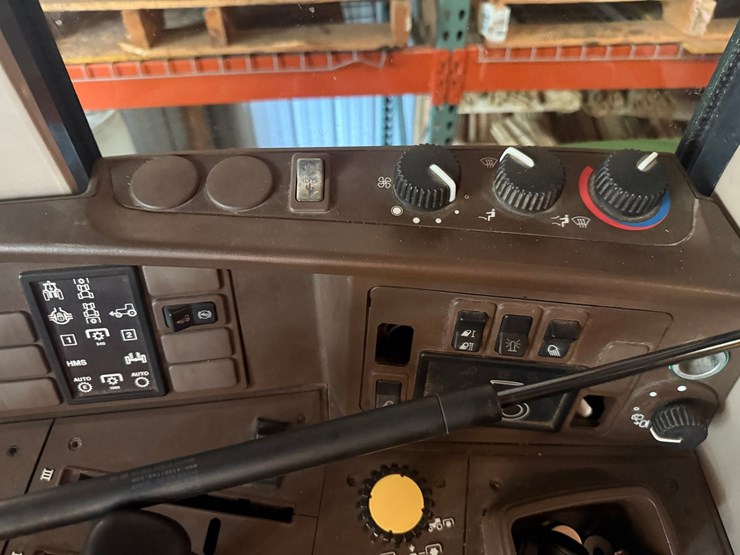 john-deere-6420-image-55