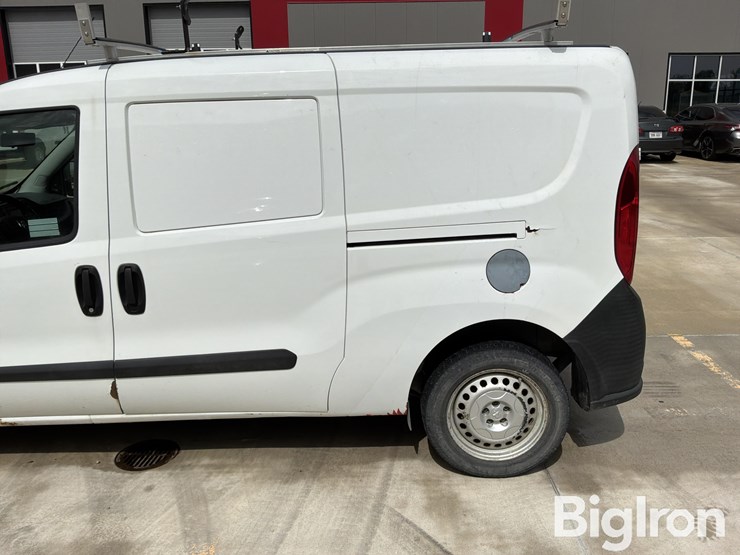 2017-ram-promaster-city-image-11