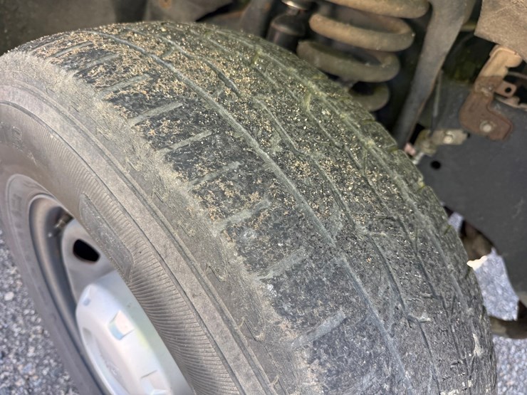 2011-ford-f350-image-57