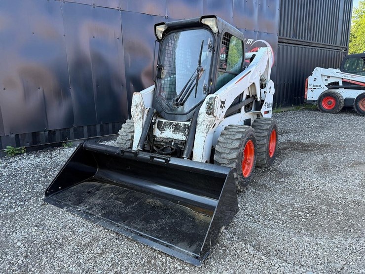 2013-bobcat-s650-image-8