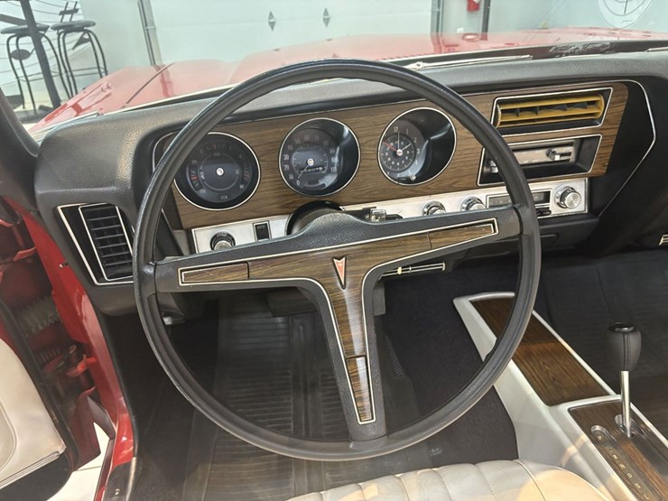 #1877-•-1972-pontiac-lemans-convertible-image-42