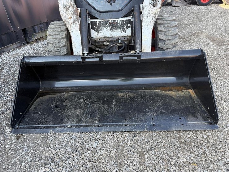 2013-bobcat-s650-image-9