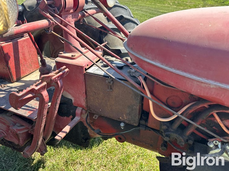 1949-farmall-c-2wd-tractor-w/axle-mount-duals-image-19