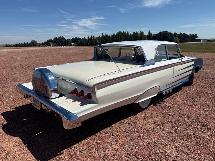 1964-mercury-monterey-2-door-sedan-image-36