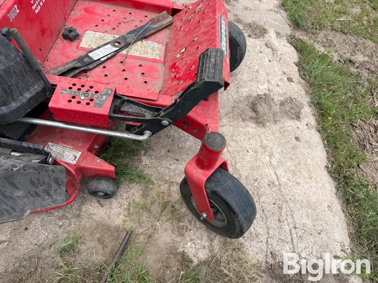 snapper-360z-42"-mower-image-13
