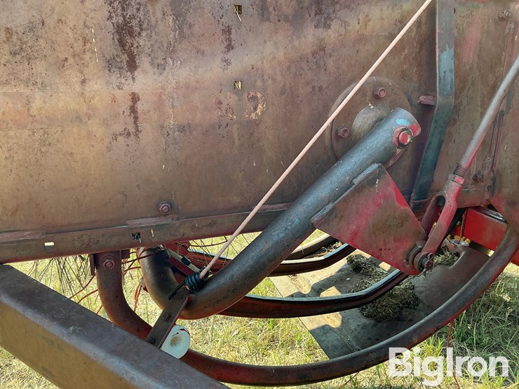 new-holland-68-image-15