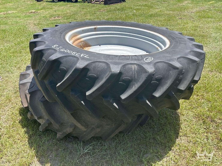 pair-of-480/80r42-tractor-wheels-and-tires-image-3