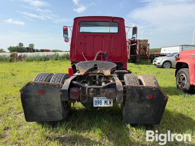 1987-ford-ln8000-image-6