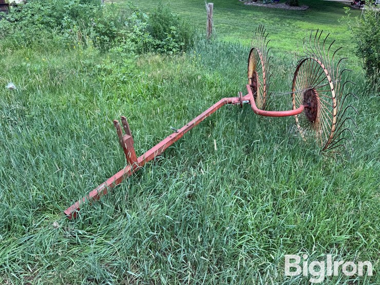 3-pt-hay-inverter-rake-image-1