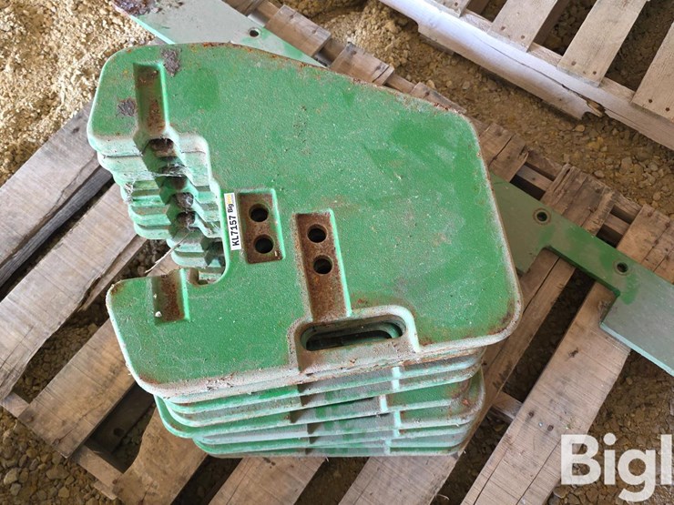 john-deere-suitcase-weights-image-9