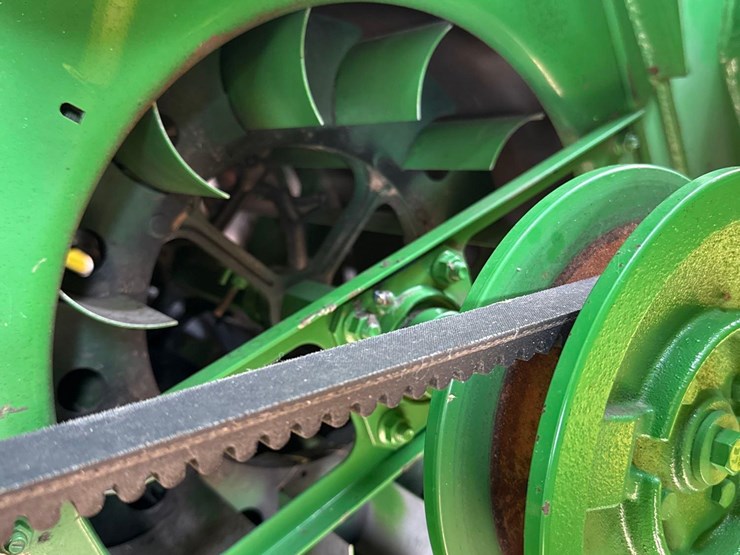 2011-john-deere-9770-sts-image-17