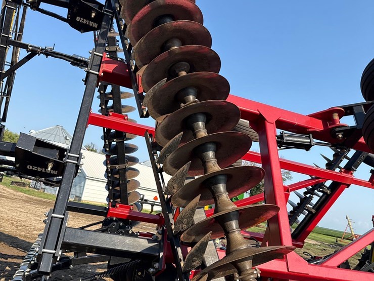2012-case-ih-370-image-34