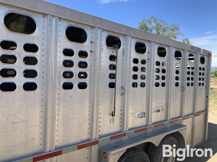 1998-wilson-livestock-trailer-image-18