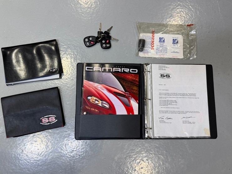#1517-•-2002-chevrolet-camaro-ss-image-103