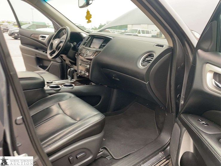 2014-nissan-pathfinder-image-19