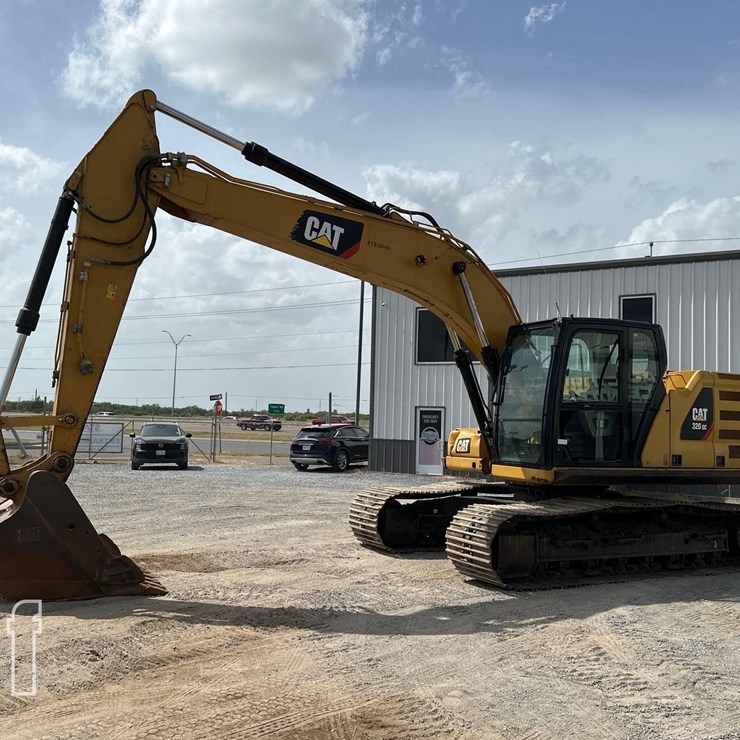 CATERPILLAR 320GC