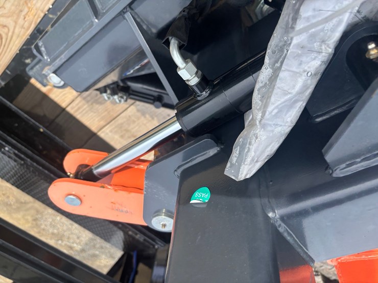 #2258-•-2025-wig-xn-sj0-14-skid-steer-tree-sheer-image-12