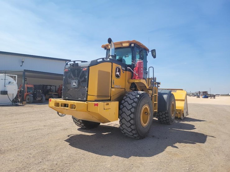 2022-john-deere-644-image-5