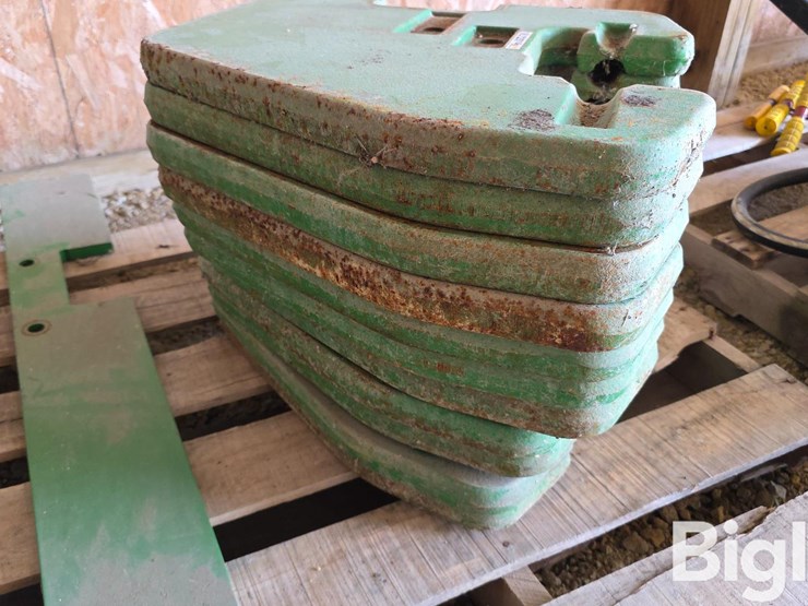 john-deere-suitcase-weights-image-10