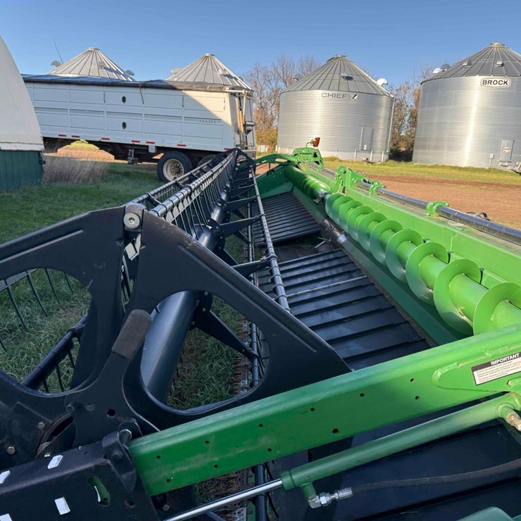 2009 JOHN DEERE 635D