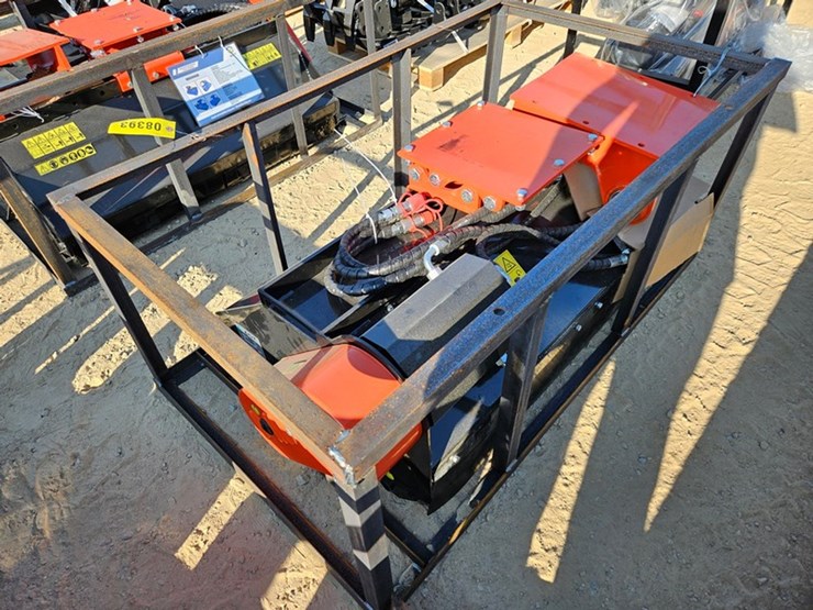 2026-caterpillar-307-image-3