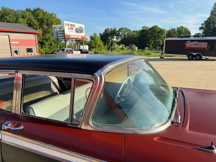 #1883-•-1957-ford-fairlane-image-29